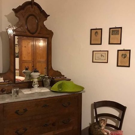 Sotto Il Castello Bed & Breakfast Trebiano Exterior photo
